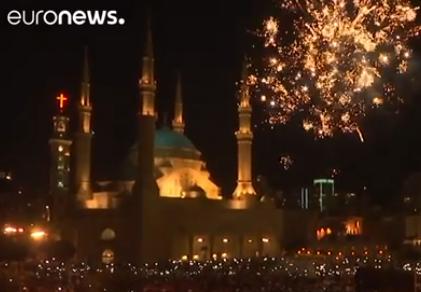 Lebanon: Hundreds of Thousands Protested Against Corruption Leading to Government Reforms, as the Economy Is on Brink of Collapse