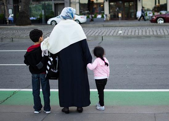 Refugee Resettlement Watch Urges Citizens to Stand Up Against Mass Immigration – and Lists Who to Contact