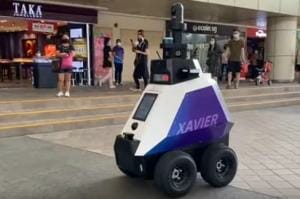 Singapore deploys police robots to break up gatherings of more than 5 people