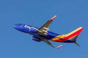 Media Hiding Vaccine Rebellion as Southwest Airlines Cancels Thousands of Flights