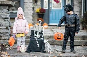 Texas: 2 Young Children Vaccinated Without Authorization While Trick-Or-Treating